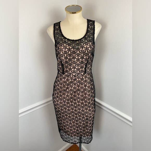 ANN TAYLOR Black Lace Overlay Sheath Dress | Size 2 - Picture 6 of 16